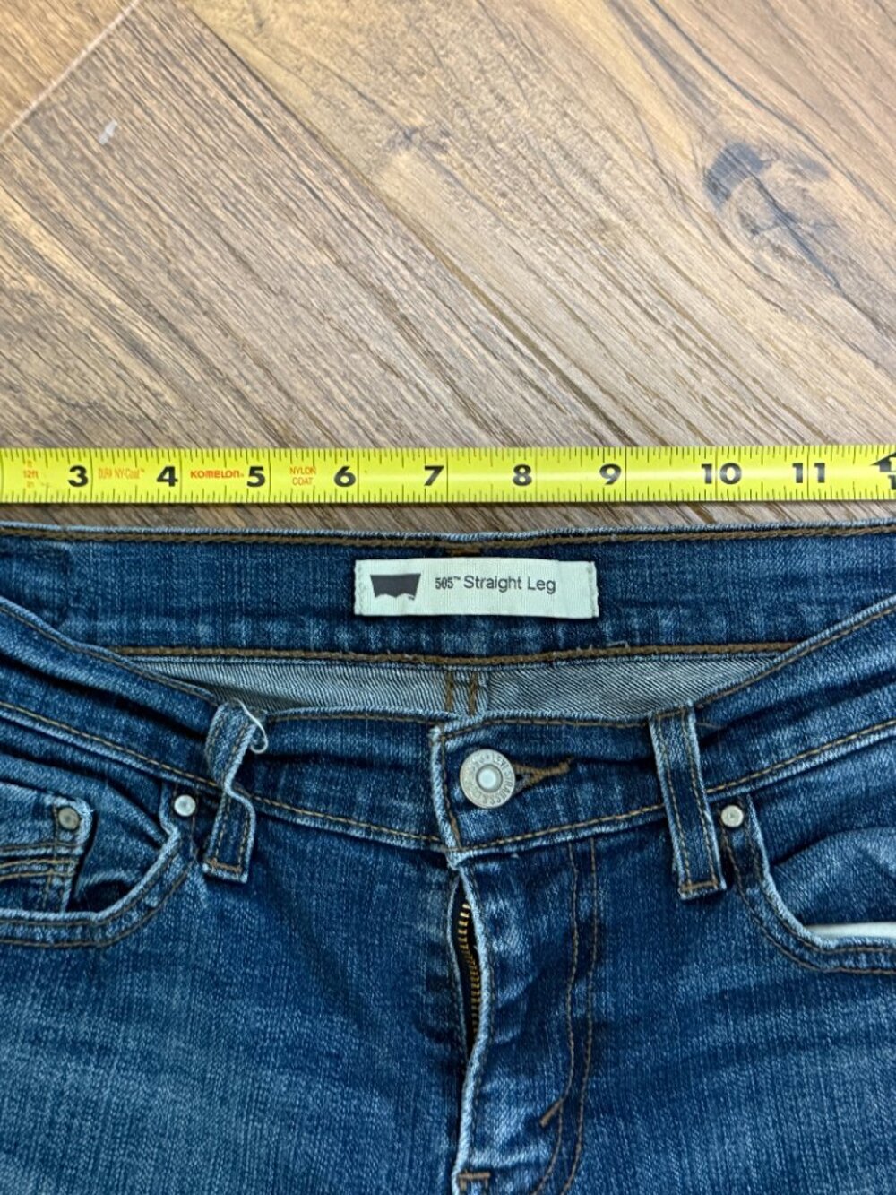 Levi's 505 Straight Leg Mid-Rise Jeans - Picture 5 of 10
